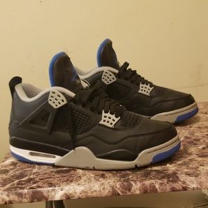 Air Jordan 4